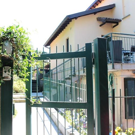 Ferienwohnung Casa Di Princi Brunate Exterior foto