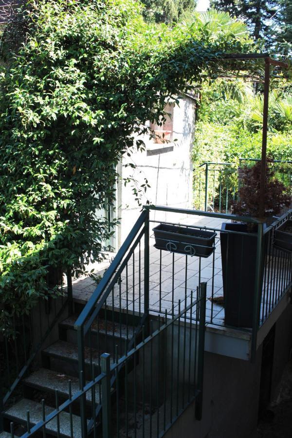Ferienwohnung Casa Di Princi Brunate Exterior foto
